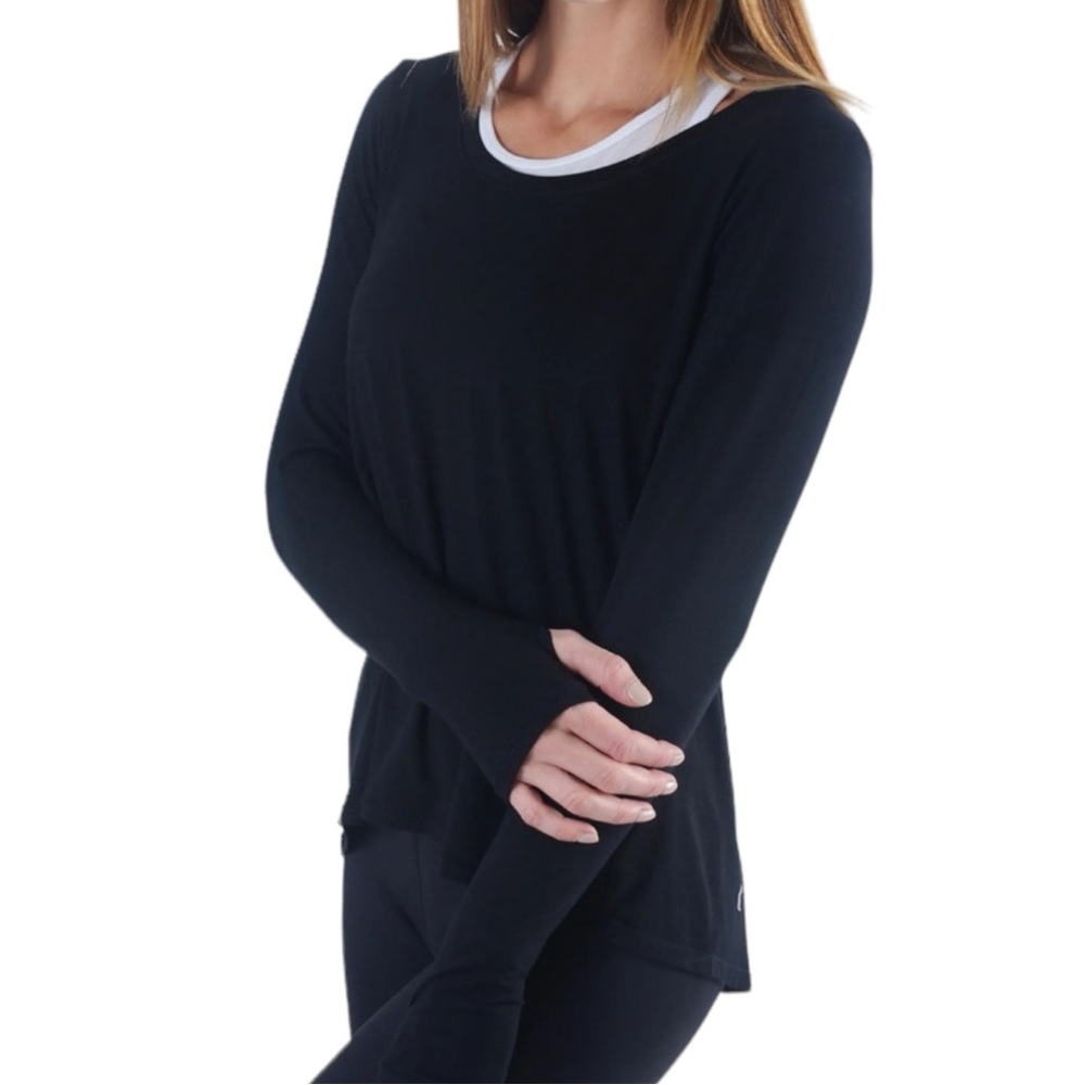 Women's Black Long-Sleeve Lightweight Crewneck Top